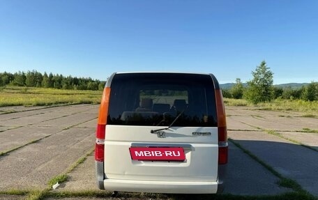 Honda Stepwgn II рестайлинг, 2002 год, 980 000 рублей, 2 фотография