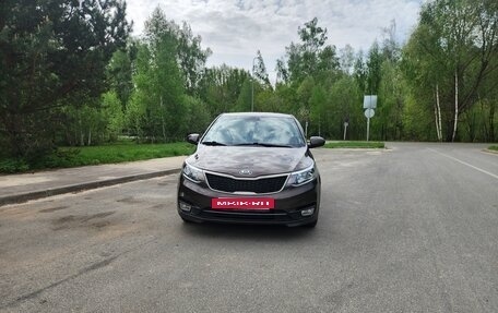 KIA Rio III рестайлинг, 2017 год, 1 030 000 рублей, 2 фотография