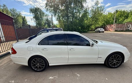 Mercedes-Benz E-Класс, 2008 год, 1 600 000 рублей, 3 фотография
