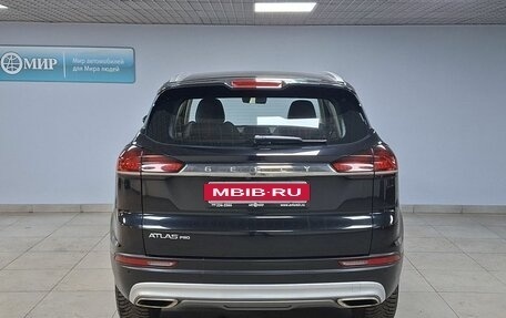Geely Atlas, 2022 год, 1 812 000 рублей, 6 фотография