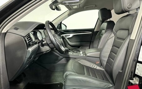 Volkswagen Touareg III, 2018 год, 4 390 000 рублей, 16 фотография