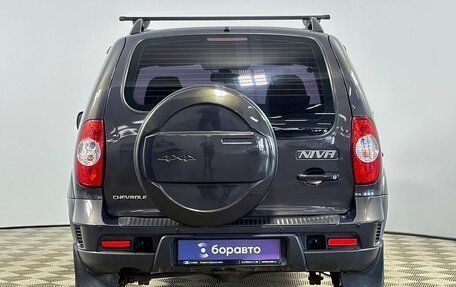 Chevrolet Niva I рестайлинг, 2013 год, 645 000 рублей, 4 фотография