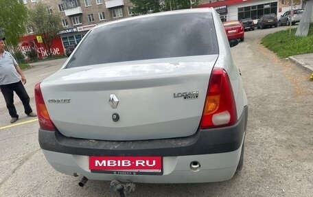 Renault Logan I, 2006 год, 300 000 рублей, 3 фотография