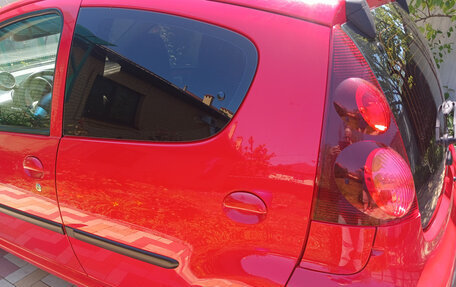 Peugeot 107 I рестайлинг, 2012 год, 620 000 рублей, 12 фотография