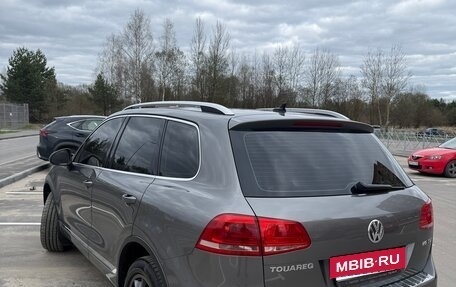 Volkswagen Touareg III, 2010 год, 1 840 000 рублей, 3 фотография
