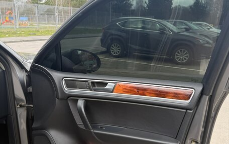 Volkswagen Touareg III, 2010 год, 1 840 000 рублей, 9 фотография