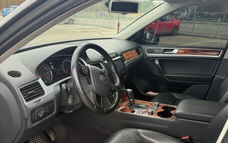 Volkswagen Touareg III, 2010 год, 1 840 000 рублей, 12 фотография