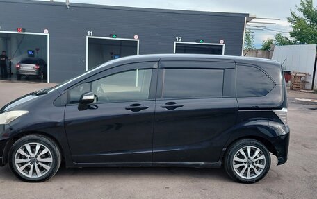 Honda Freed I, 2012 год, 1 080 000 рублей, 2 фотография