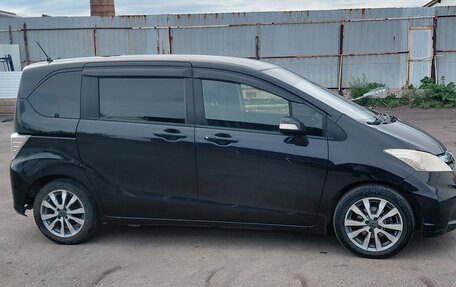Honda Freed I, 2012 год, 1 080 000 рублей, 4 фотография