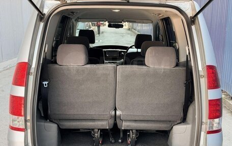 Toyota Noah III, 2007 год, 990 000 рублей, 7 фотография