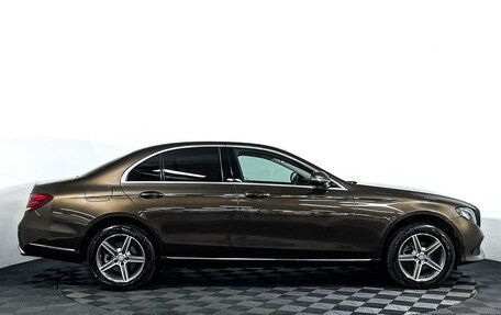 Mercedes-Benz E-Класс, 2016 год, 2 697 000 рублей, 5 фотография
