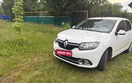 Renault Logan II, 2017 год, 1 090 000 рублей, 2 фотография