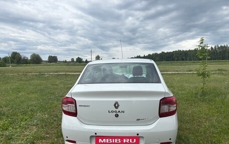 Renault Logan II, 2017 год, 1 090 000 рублей, 5 фотография