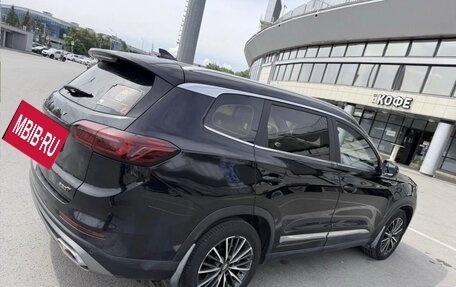 Chery Tiggo 8 Pro, 2022 год, 1 700 000 рублей, 5 фотография