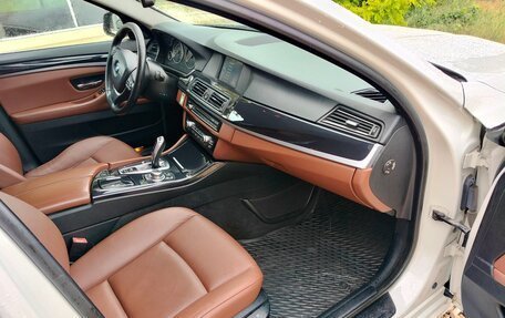 BMW 5 серия, 2012 год, 1 590 000 рублей, 11 фотография