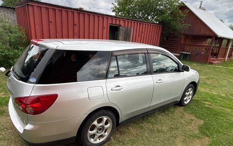 Nissan Wingroad III, 2011 год, 650 000 рублей, 4 фотография