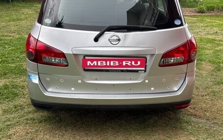 Nissan Wingroad III, 2011 год, 650 000 рублей, 3 фотография
