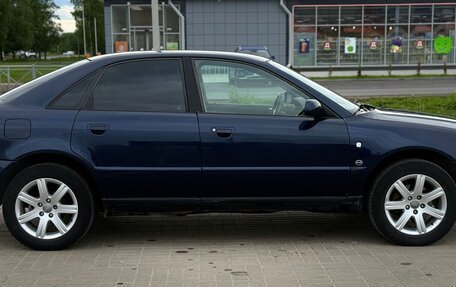 Audi A4, 1997 год, 340 000 рублей, 2 фотография