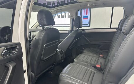 Volkswagen Touran III, 2020 год, 1 750 000 рублей, 5 фотография
