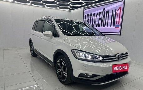 Volkswagen Touran III, 2020 год, 1 750 000 рублей, 3 фотография