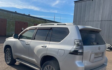 Toyota Land Cruiser Prado 150 рестайлинг 2, 2010 год, 2 200 000 рублей, 24 фотография