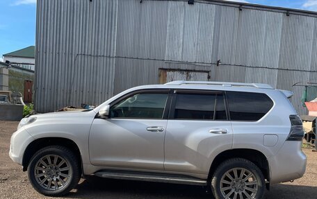 Toyota Land Cruiser Prado 150 рестайлинг 2, 2010 год, 2 200 000 рублей, 23 фотография