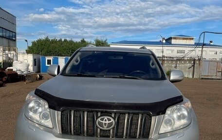 Toyota Land Cruiser Prado 150 рестайлинг 2, 2010 год, 2 200 000 рублей, 30 фотография