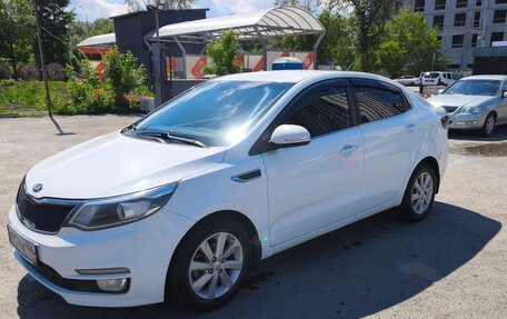 KIA Rio III рестайлинг, 2015 год, 966 000 рублей, 6 фотография