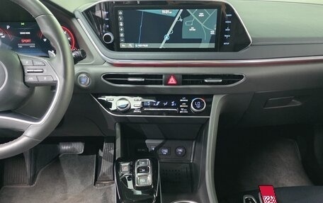 Hyundai Sonata VIII, 2023 год, 2 700 000 рублей, 14 фотография