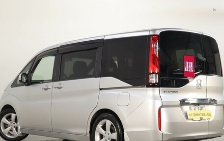 Honda Stepwgn IV, 2016 год, 1 729 000 рублей, 5 фотография