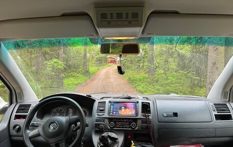 Volkswagen Caravelle T5, 2012 год, 1 700 000 рублей, 10 фотография