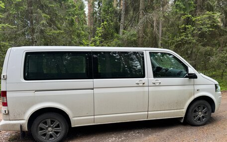 Volkswagen Caravelle T5, 2012 год, 1 700 000 рублей, 7 фотография