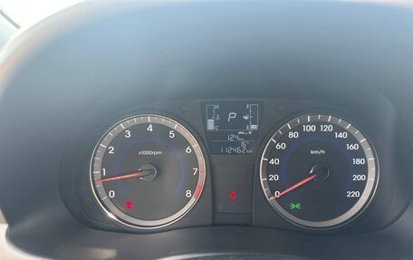 Hyundai Solaris II рестайлинг, 2014 год, 950 000 рублей, 6 фотография