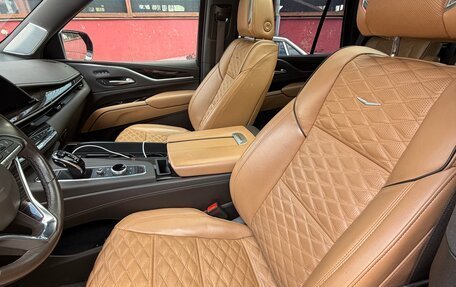 Cadillac Escalade V, 2022 год, 10 750 000 рублей, 7 фотография