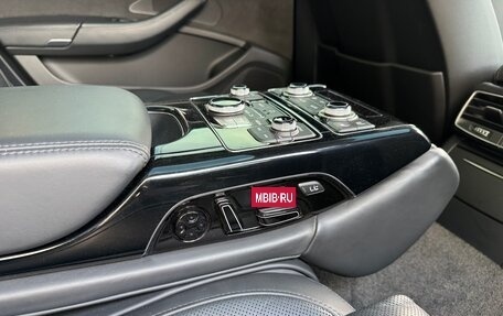 Audi A8, 2016 год, 2 630 000 рублей, 18 фотография