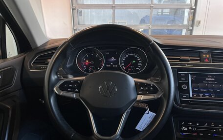 Volkswagen Tiguan II, 2021 год, 2 550 000 рублей, 10 фотография