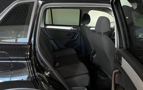 Volkswagen Tiguan II, 2021 год, 2 550 000 рублей, 17 фотография