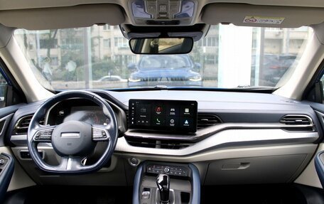Haval F7 I, 2022 год, 2 450 000 рублей, 11 фотография