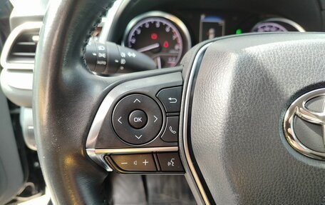 Toyota Camry, 2018 год, 1 999 000 рублей, 16 фотография