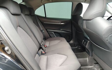 Toyota Camry, 2018 год, 1 999 000 рублей, 11 фотография