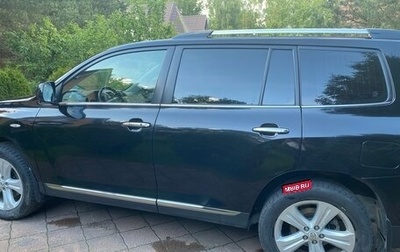 Toyota Highlander III, 2011 год, 2 100 000 рублей, 1 фотография