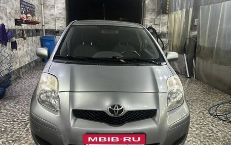 Toyota Yaris III рестайлинг, 2009 год, 720 000 рублей, 10 фотография