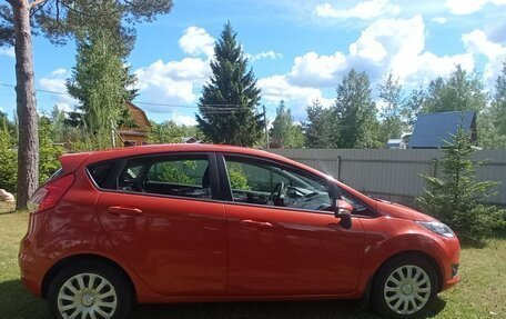 Ford Fiesta, 2018 год, 1 090 000 рублей, 2 фотография