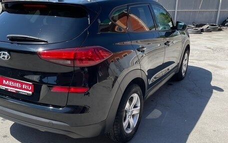 Hyundai Tucson III, 2019 год, 1 820 000 рублей, 3 фотография