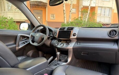 Toyota RAV4, 2011 год, 1 320 000 рублей, 2 фотография