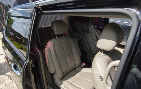 KIA Carnival III, 2019 год, 3 050 000 рублей, 10 фотография