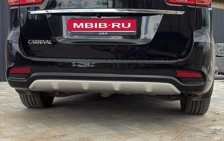 KIA Carnival III, 2019 год, 3 050 000 рублей, 5 фотография