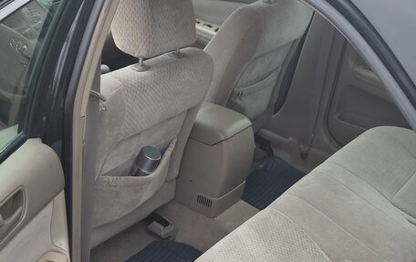 Toyota Camry V40, 2004 год, 720 000 рублей, 10 фотография