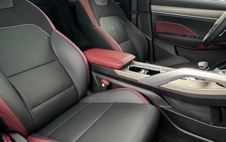 Geely Coolray I, 2023 год, 2 100 000 рублей, 12 фотография