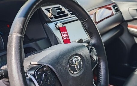 Toyota Camry, 2014 год, 1 950 000 рублей, 10 фотография